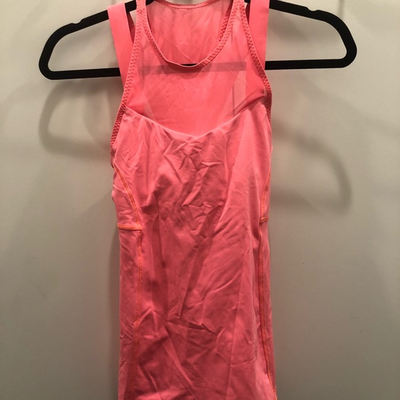 Lululemon running in the city tank grapefruit - Picture 4 of 5